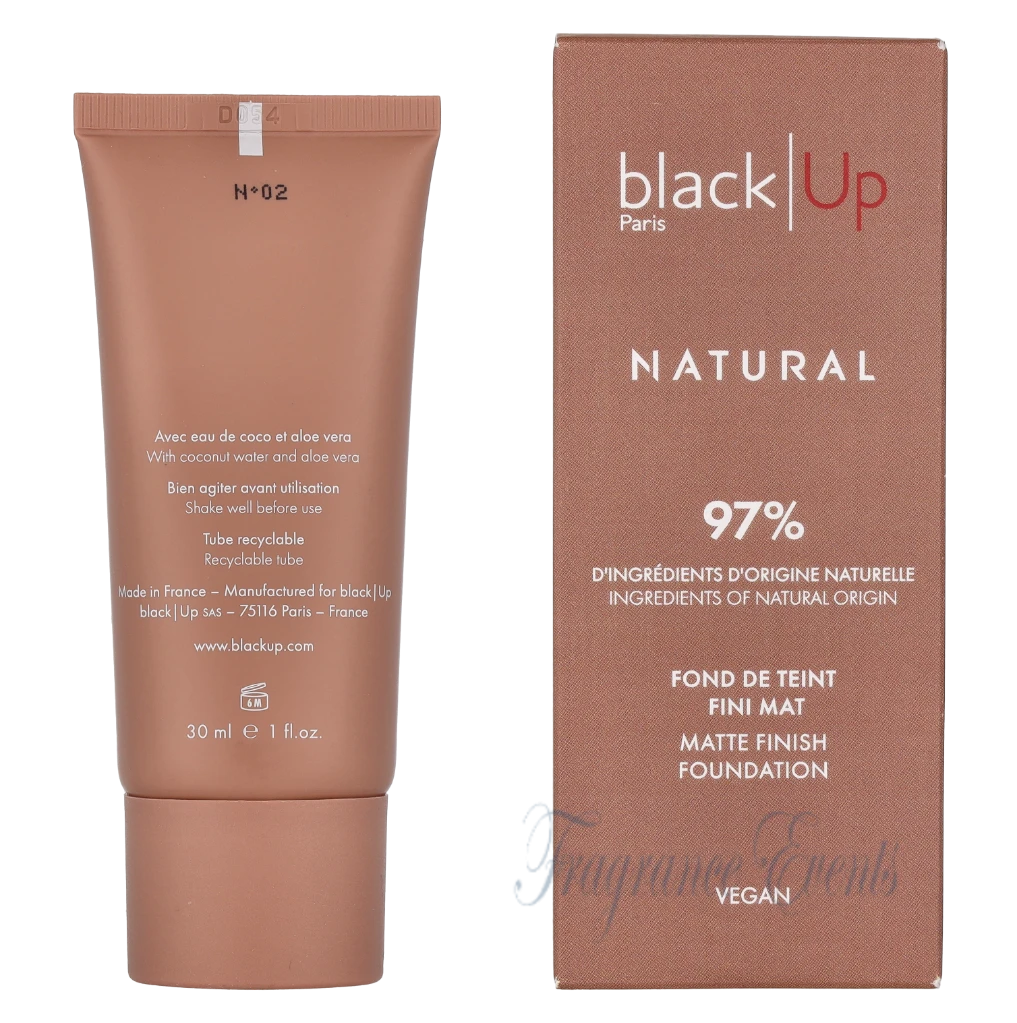 Black Up Mat Finish Foundation